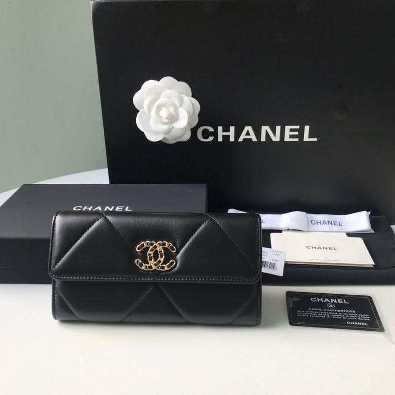 Chanel Handbags 541